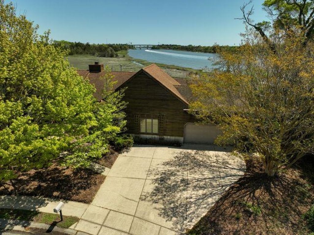 Photo of 416 Portsmouth Road, Lower Township, NJ 08204 (MLS # 261294)