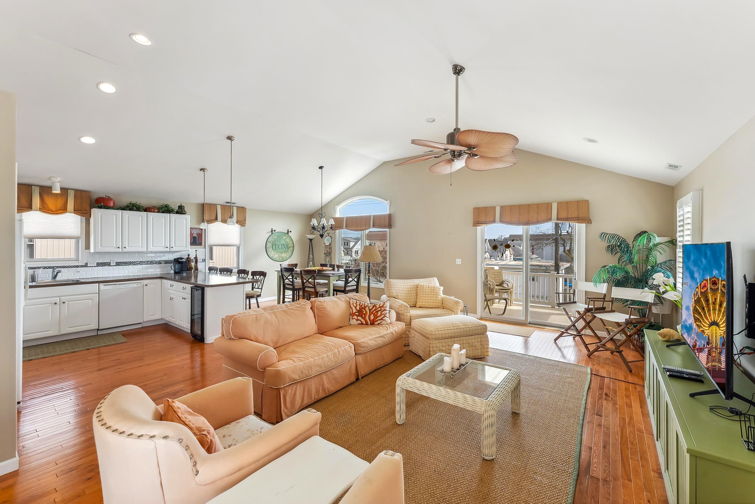 5008 Arctic Avenue #201 TOP, Wildwood, New Jersey image 2