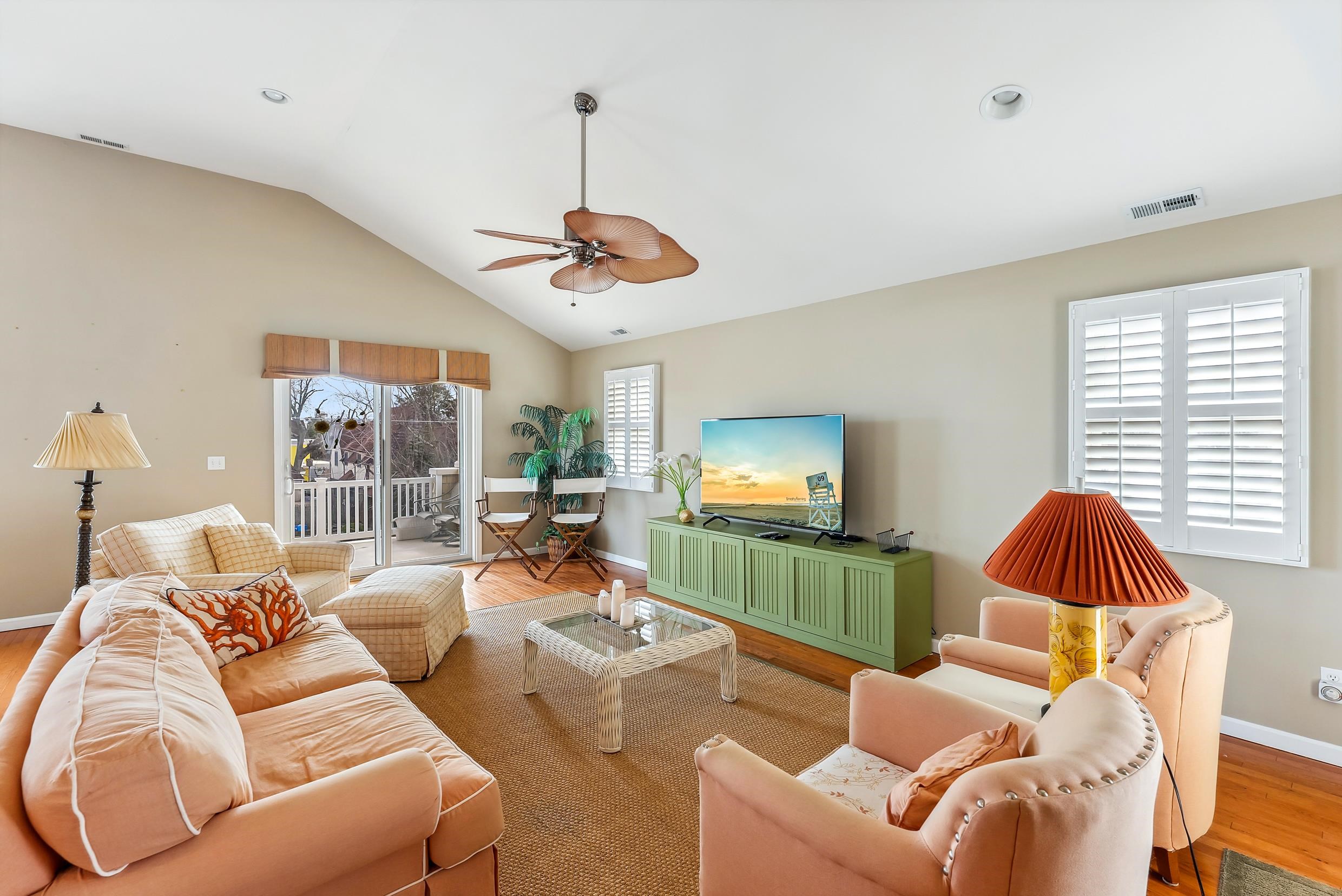 5008 Arctic Avenue #201 TOP, Wildwood, New Jersey image 4