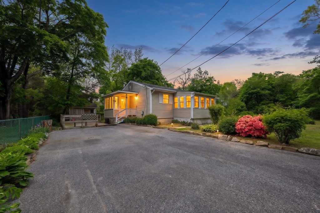 Photo of 6 View Road, Swainton, NJ 08210 (MLS # 261381)