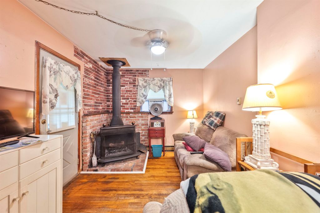 Photo of 6 View Road, Swainton, NJ 08210 (MLS # 261381)