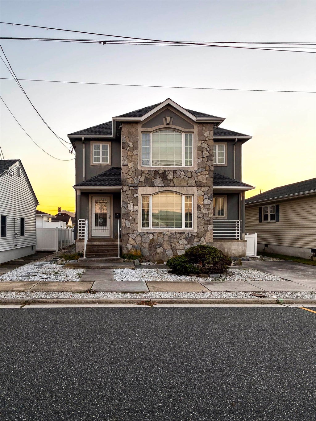 Photo of 216 E Newark Avenue, Wildwood Crest, NJ 08260 (MLS # 263032)