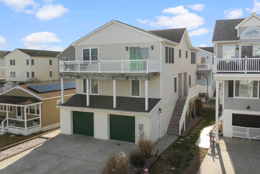 Photo of 512 W Andrews Avenue #B, Wildwood, NJ 08260 (MLS # 260085)
