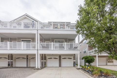 Photo of 135 E Baker Avenue #C, Wildwood, NJ 08260 (MLS # 252680)