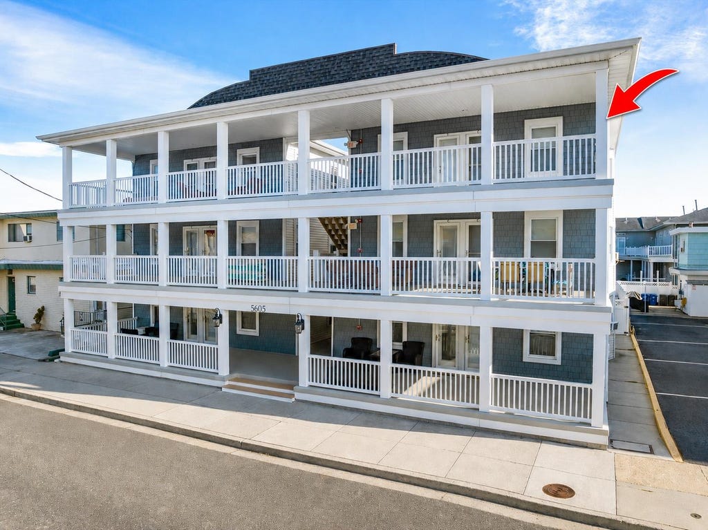 Photo of 5605 Seaview Avenue #L, Wildwood Crest, NJ 08260 (MLS # 262283)