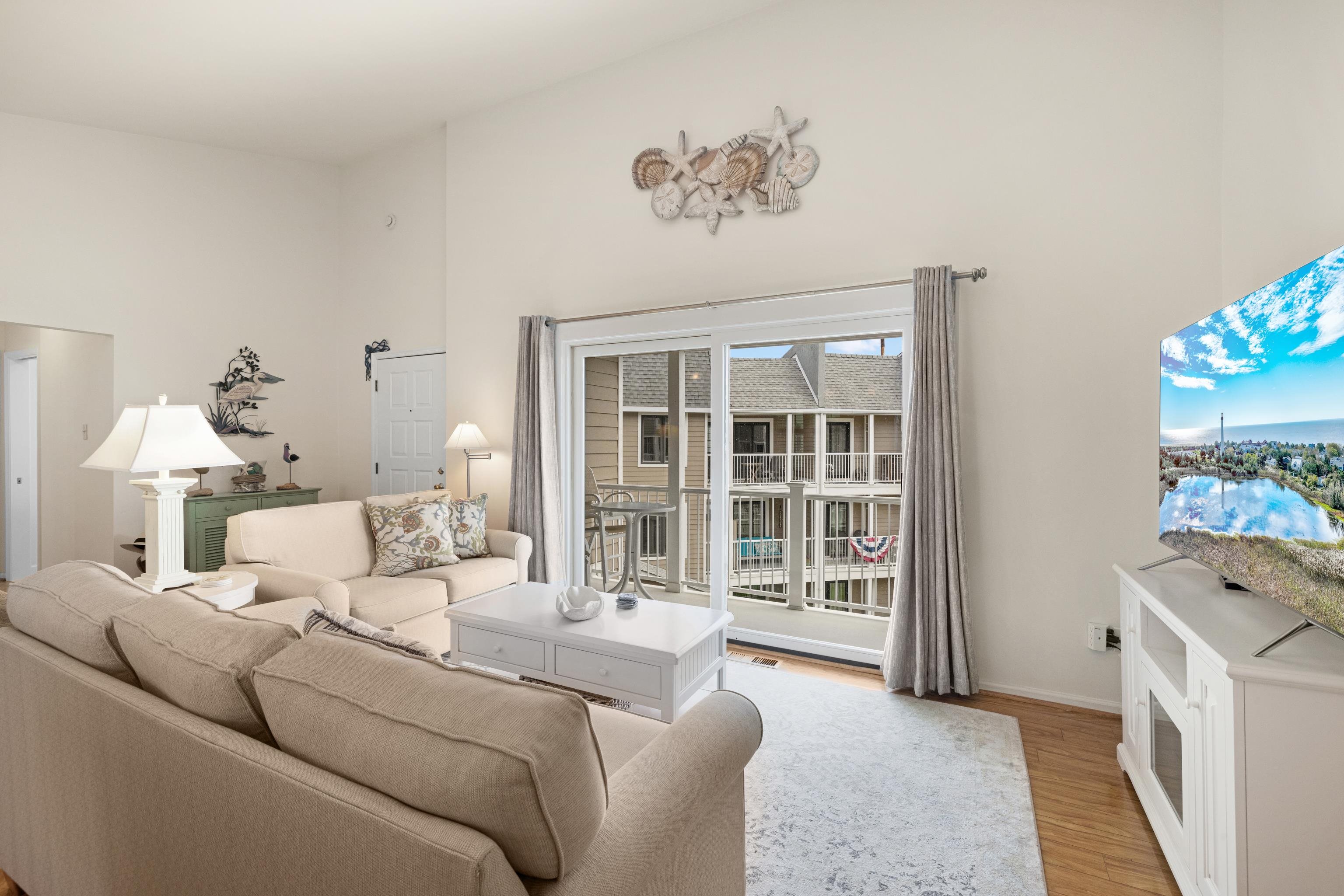 227 Beach Avenue #403, Cape May, New Jersey image 9