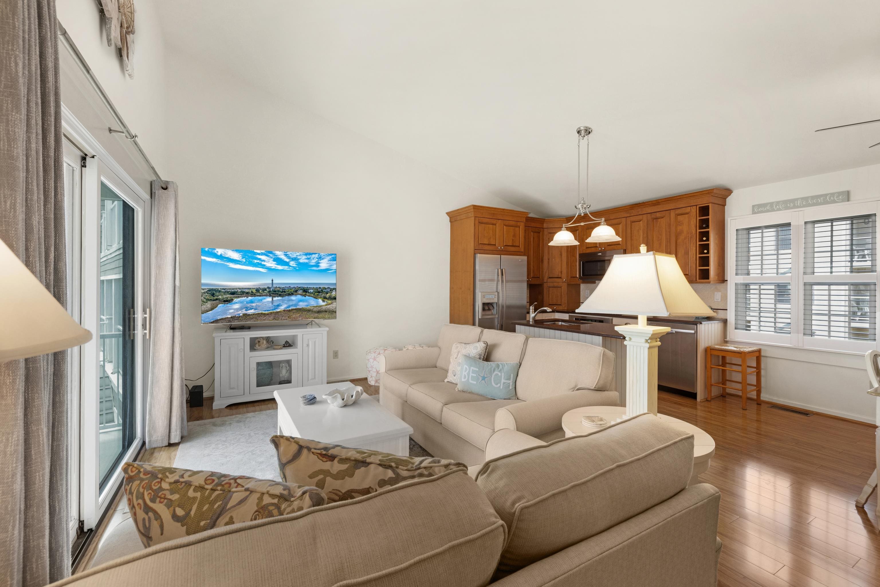 227 Beach Avenue #403, Cape May, New Jersey image 8