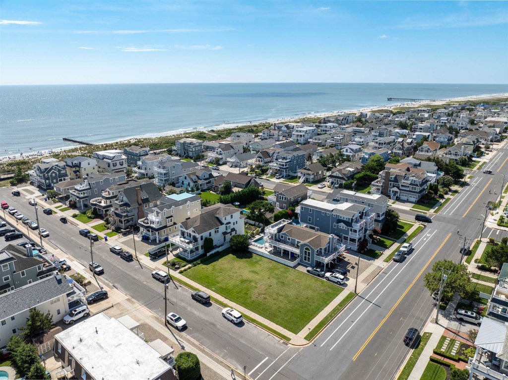 Photo of 2109 Avalon Avenue, Avalon, NJ 08202 (MLS # 262549)