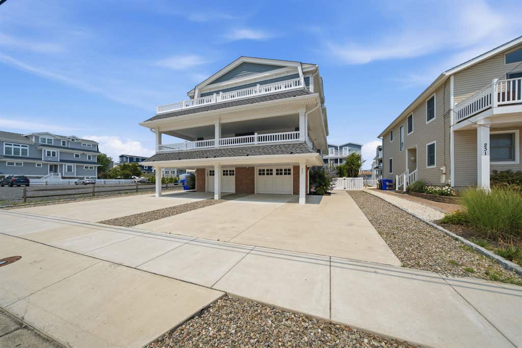 Photo of 237 26th Street #237, Avalon, NJ 08202 (MLS # 261930)