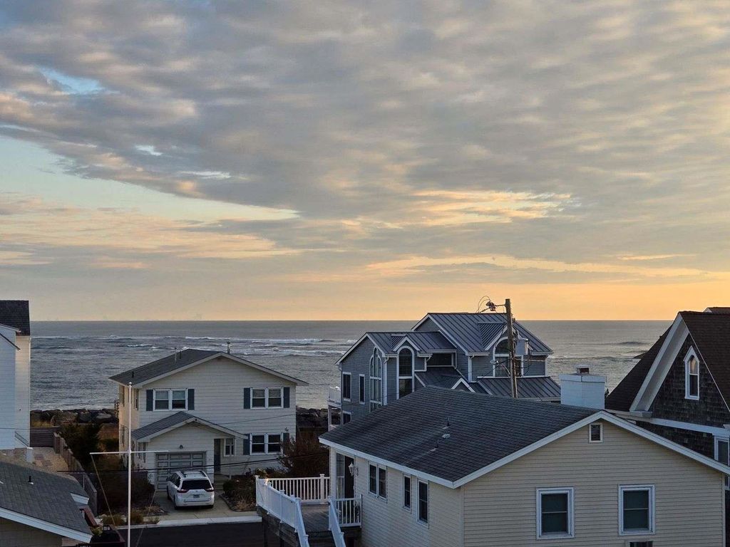 Photo of 281 7th Street, Avalon, NJ 08202 (MLS # 243432)
