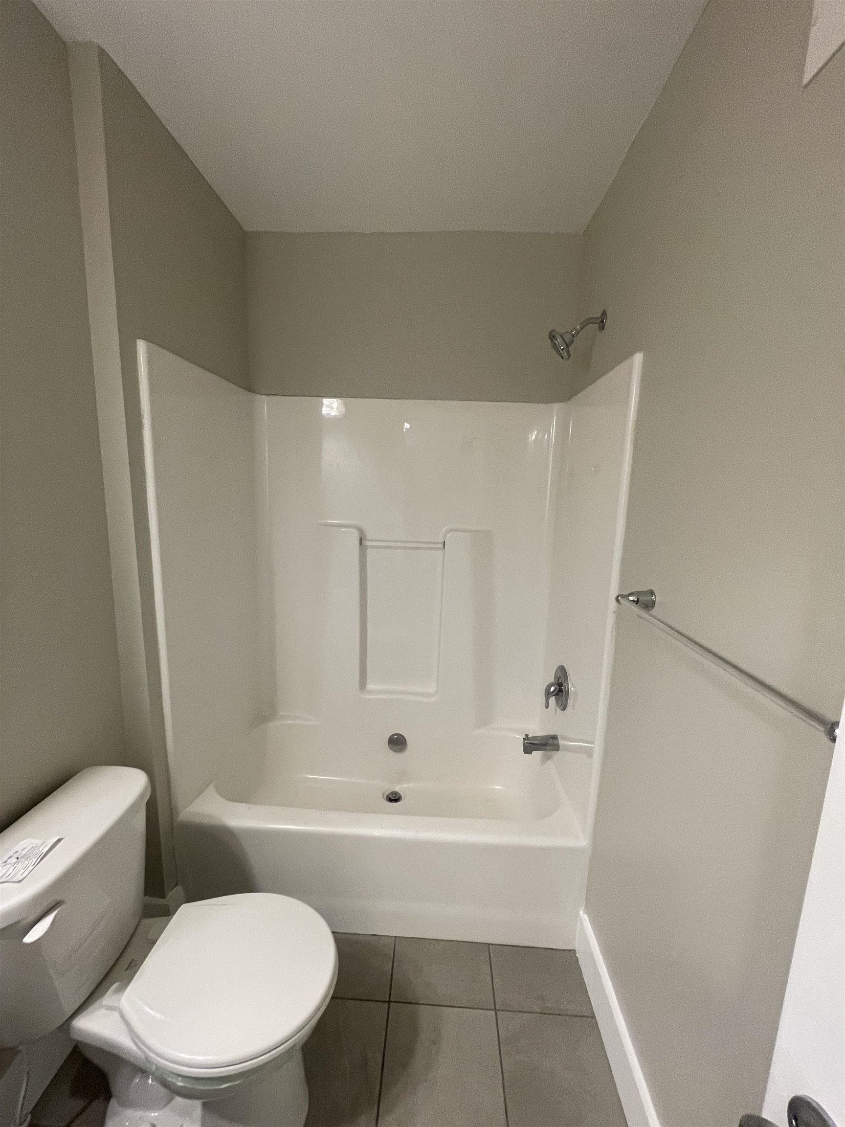 2102 E Oak Road #E2, Vineland, New Jersey image 23