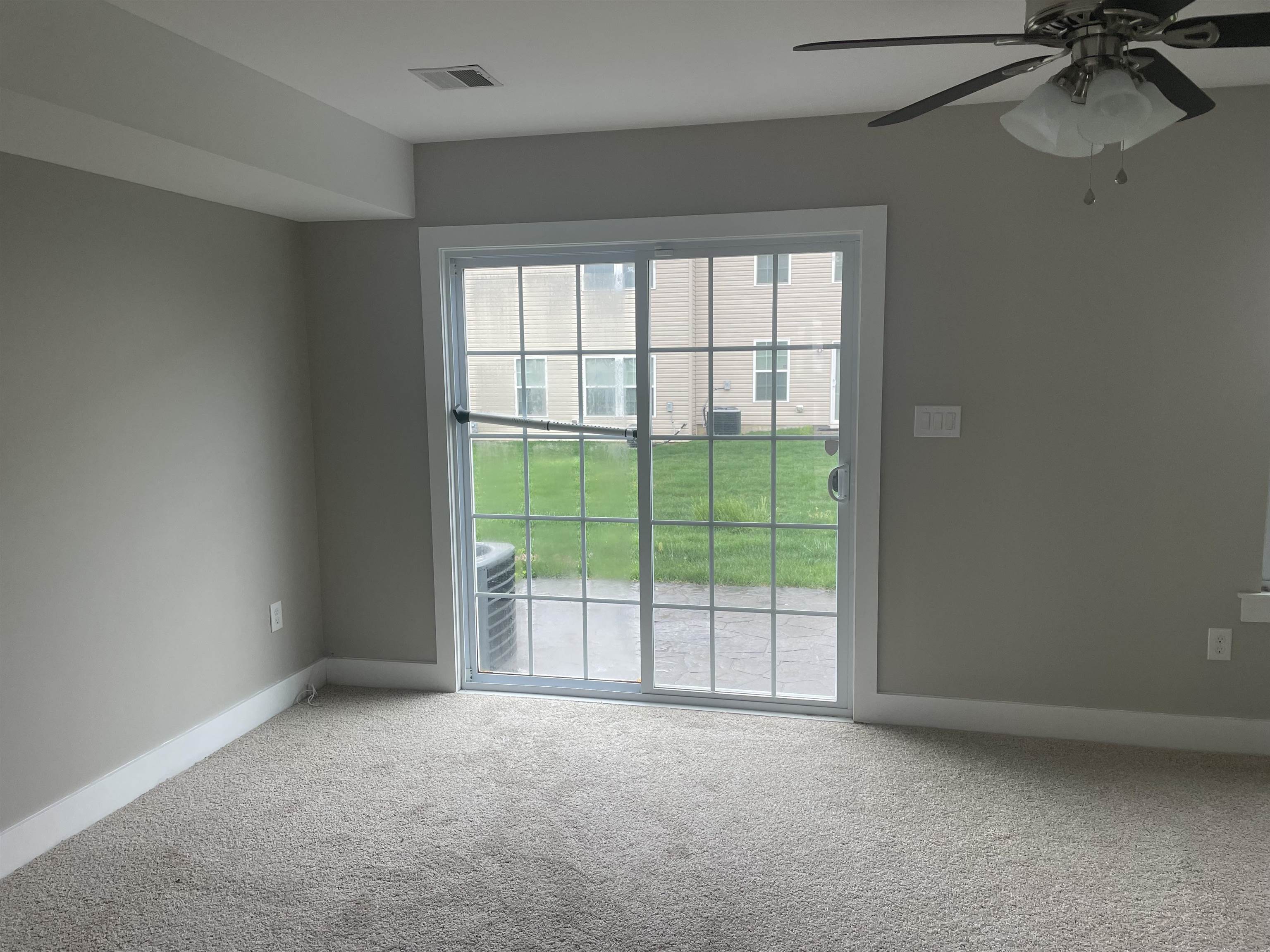 2102 E Oak Road #E2, Vineland, New Jersey image 3