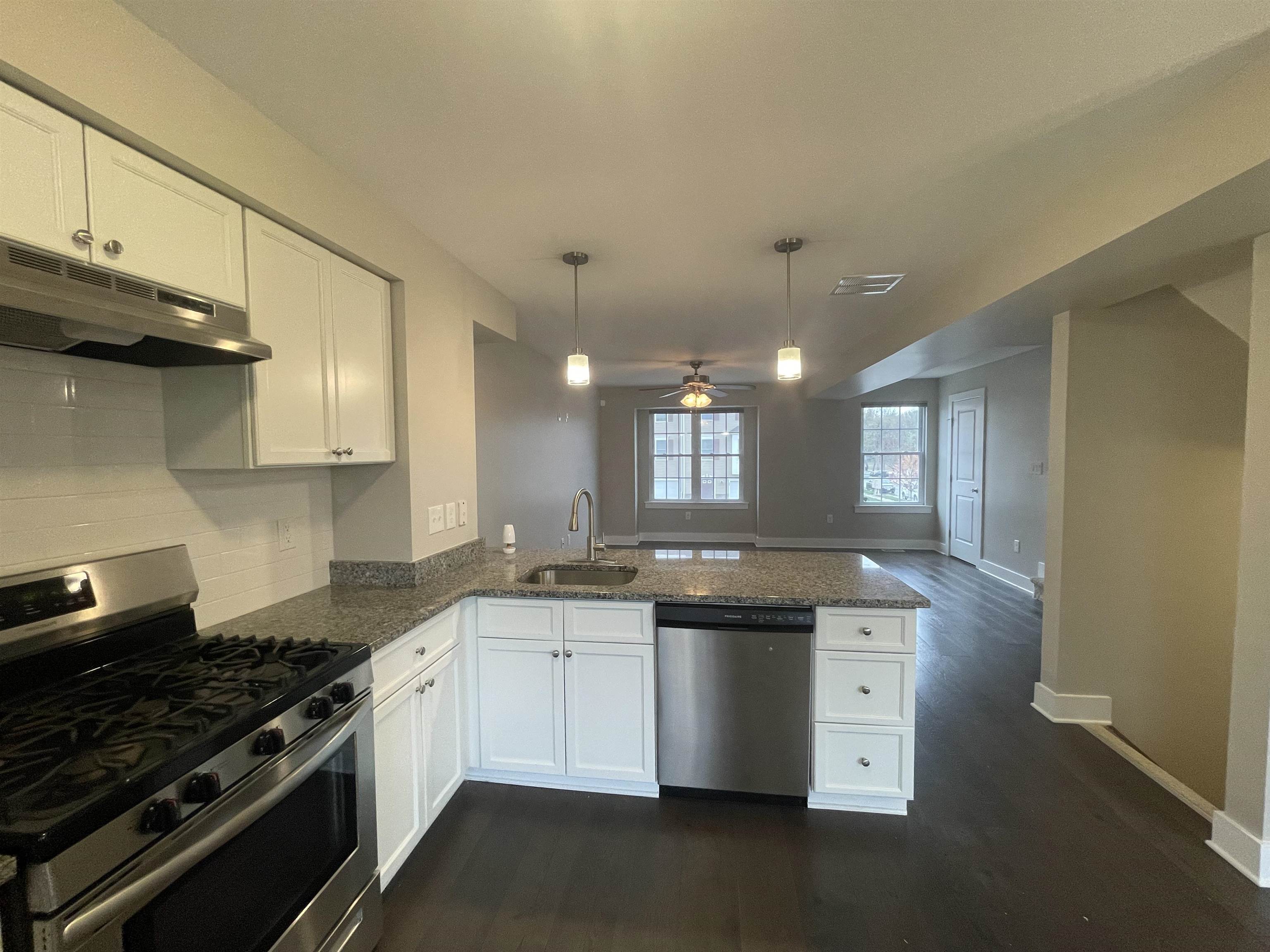 2102 E Oak Road #E2, Vineland, New Jersey image 10