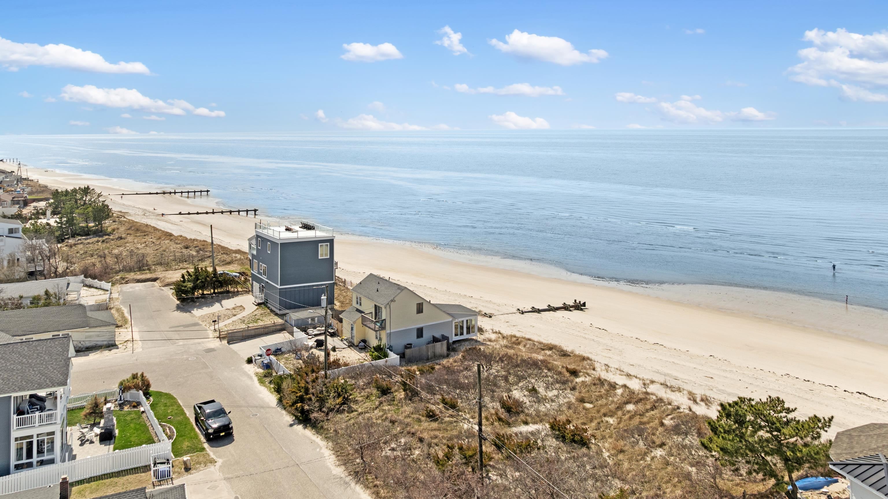 7 Beach Avenue
