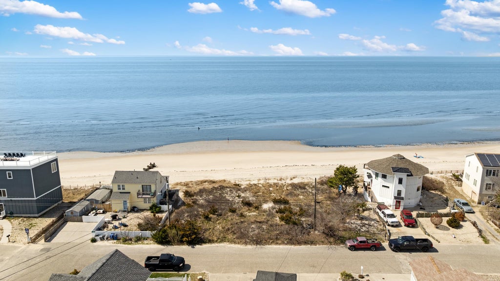 Photo of 7 Beach Avenue, Villas, NJ 08251 (MLS # 260798)