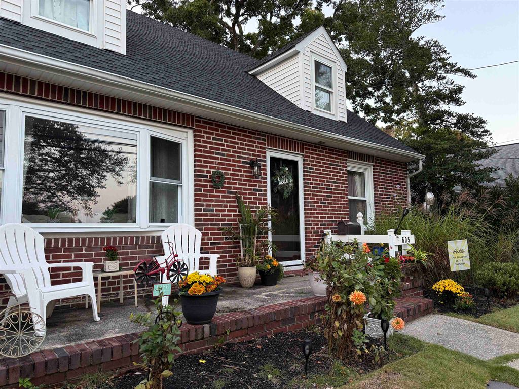 Photo of 605 Shore Rd, Linwood, NJ 08221 (MLS # 260429)