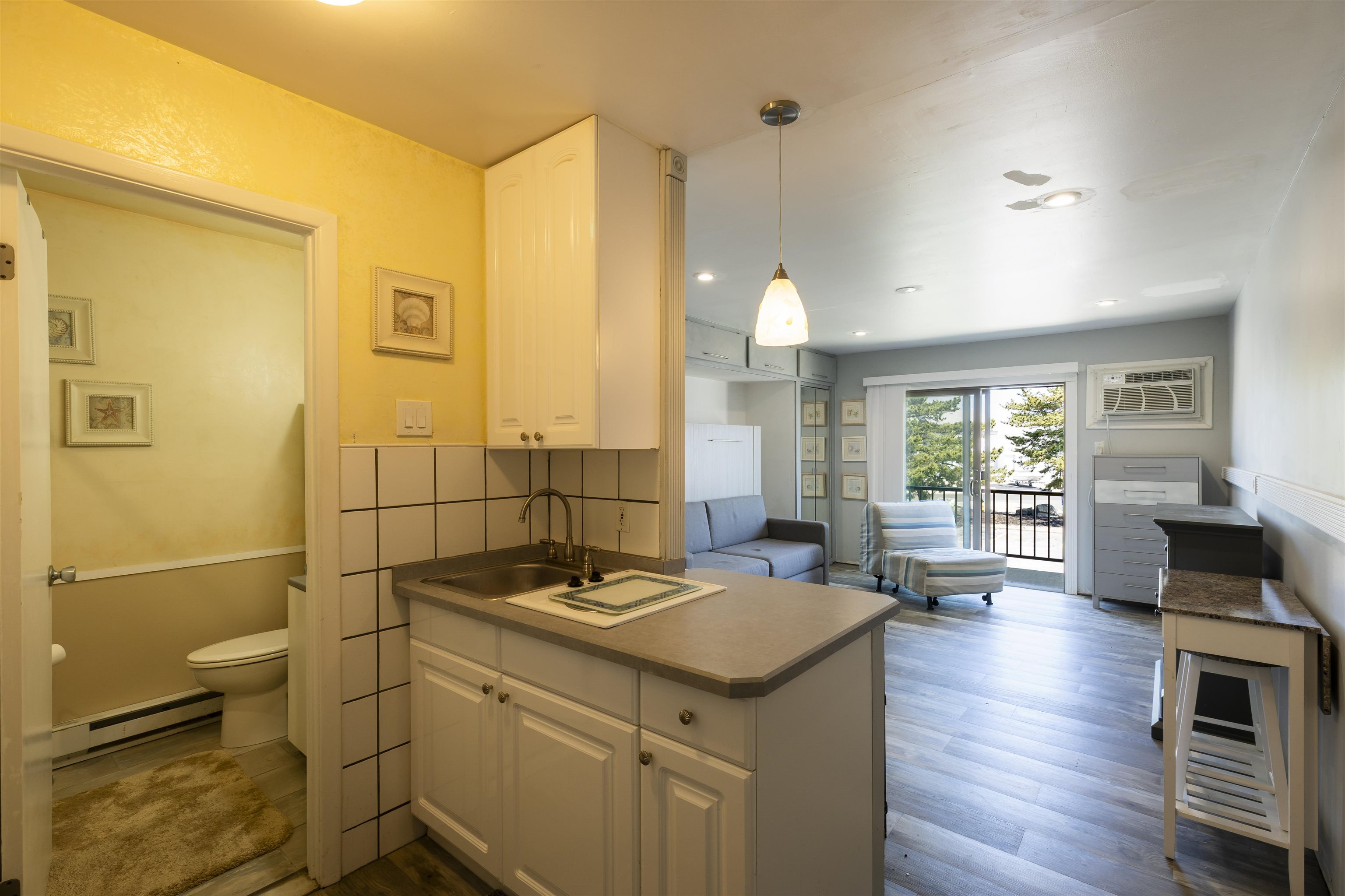 725 Allen Dr 234B