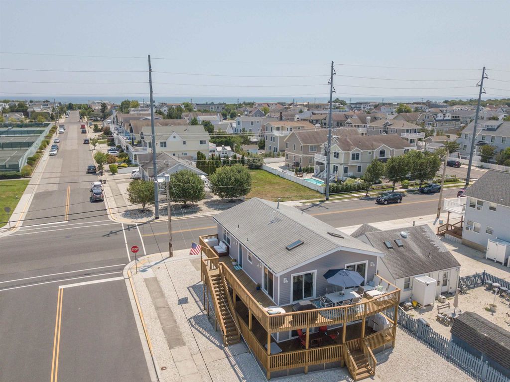 Photo of 4028 Ocean Drive #2nd floor, Avalon, NJ 08202 (MLS # 260702)