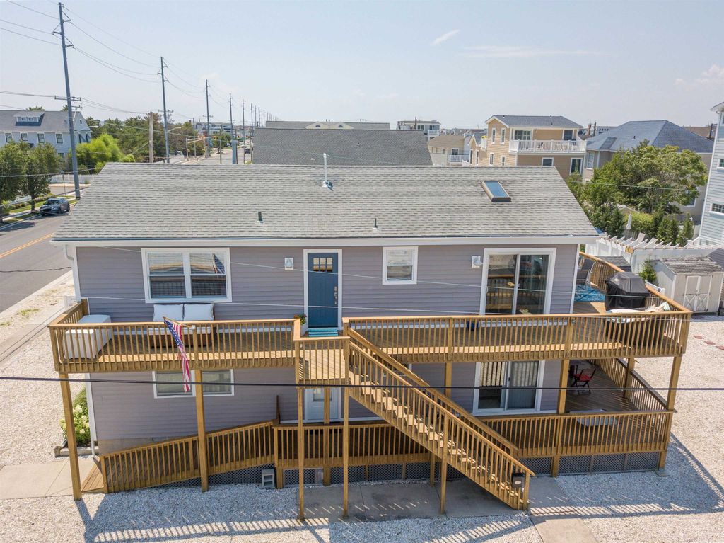 Photo of 4028 Ocean Drive #2nd floor, Avalon, NJ 08202 (MLS # 260702)