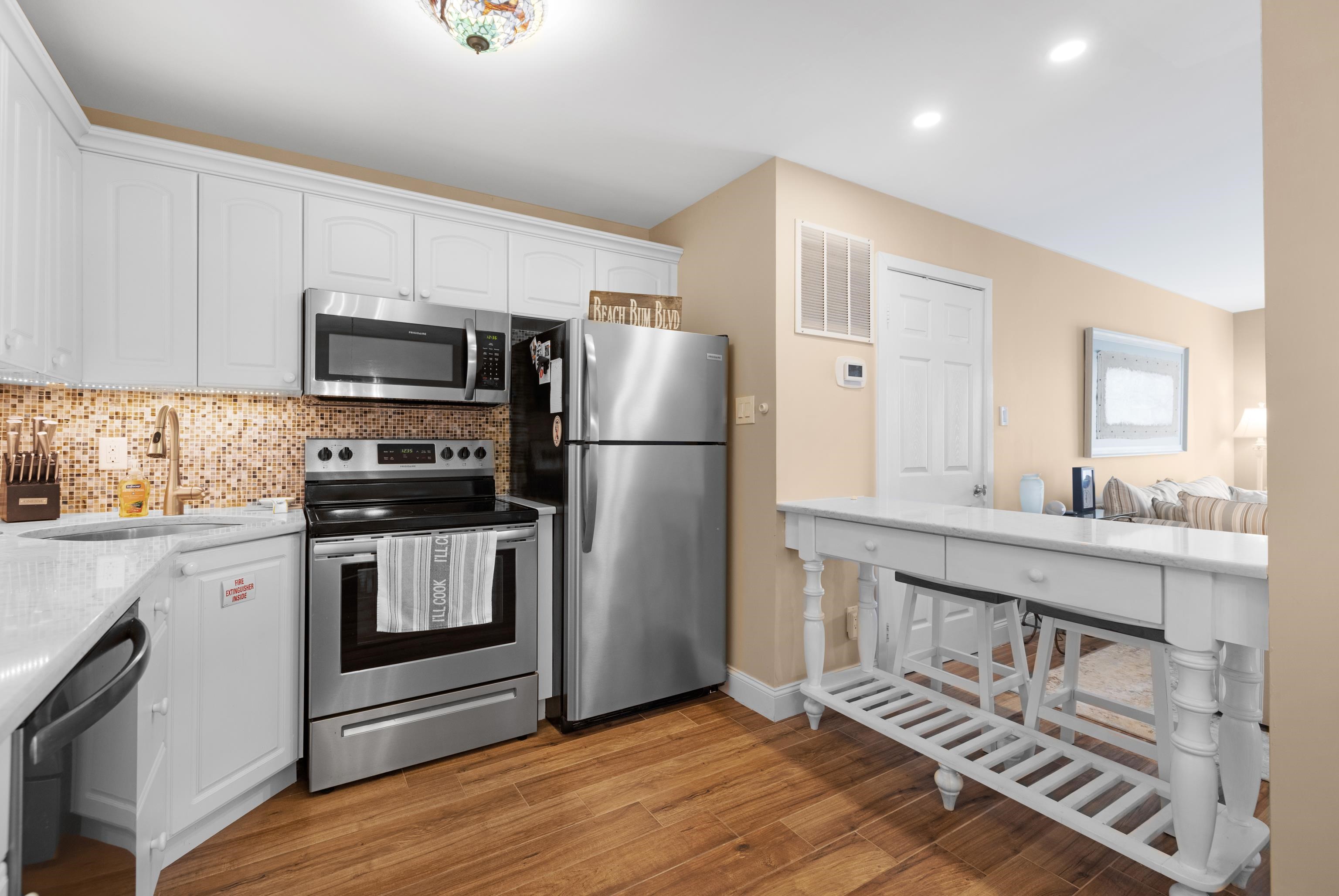 400 E Marina Court 104