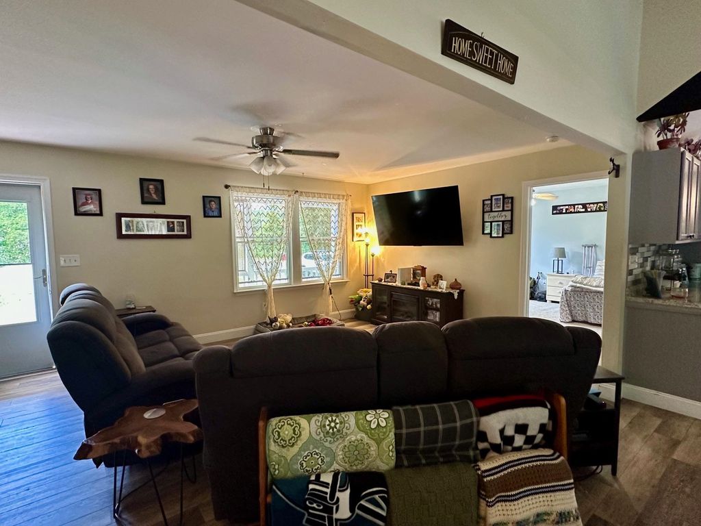 Photo of 126 Newell Road, Leesburg, NJ 08327 (MLS # 252611)