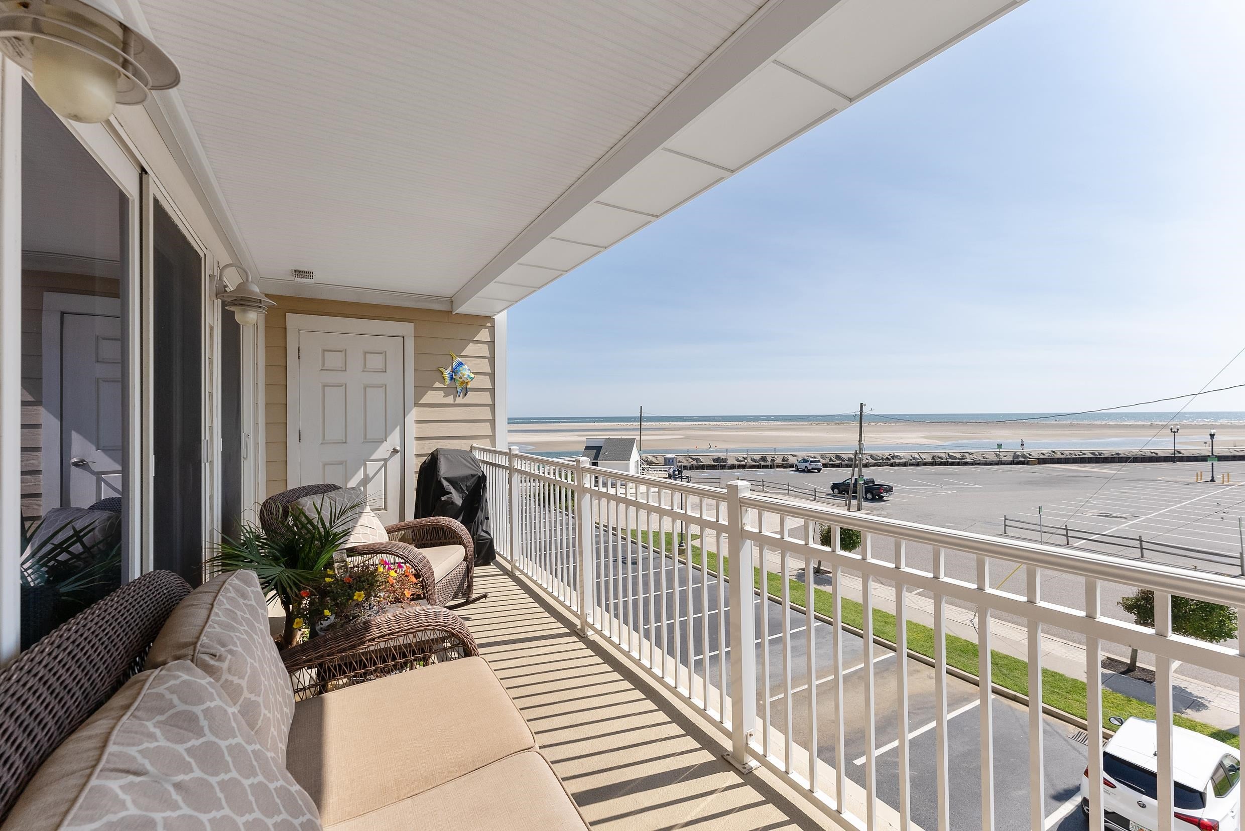101 W Spruce Avenue 203