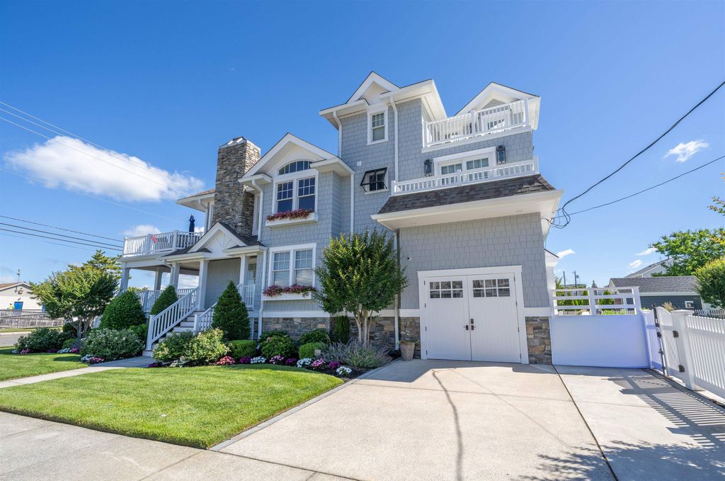 Photo of 199 11th St ST, Avalon, NJ 08202 (MLS # 261471)