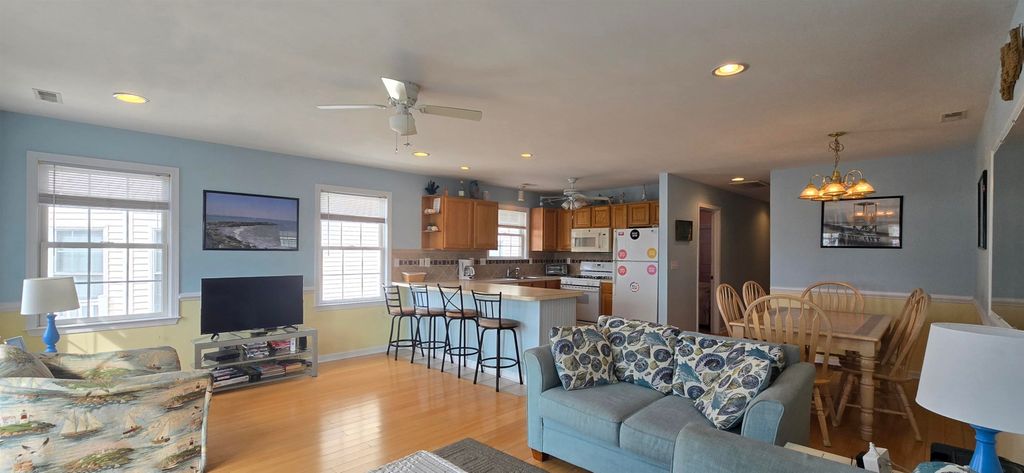 Photo of 351 E Wildwood Avenue #201, Wildwood, NJ 08260 (MLS # 260294)