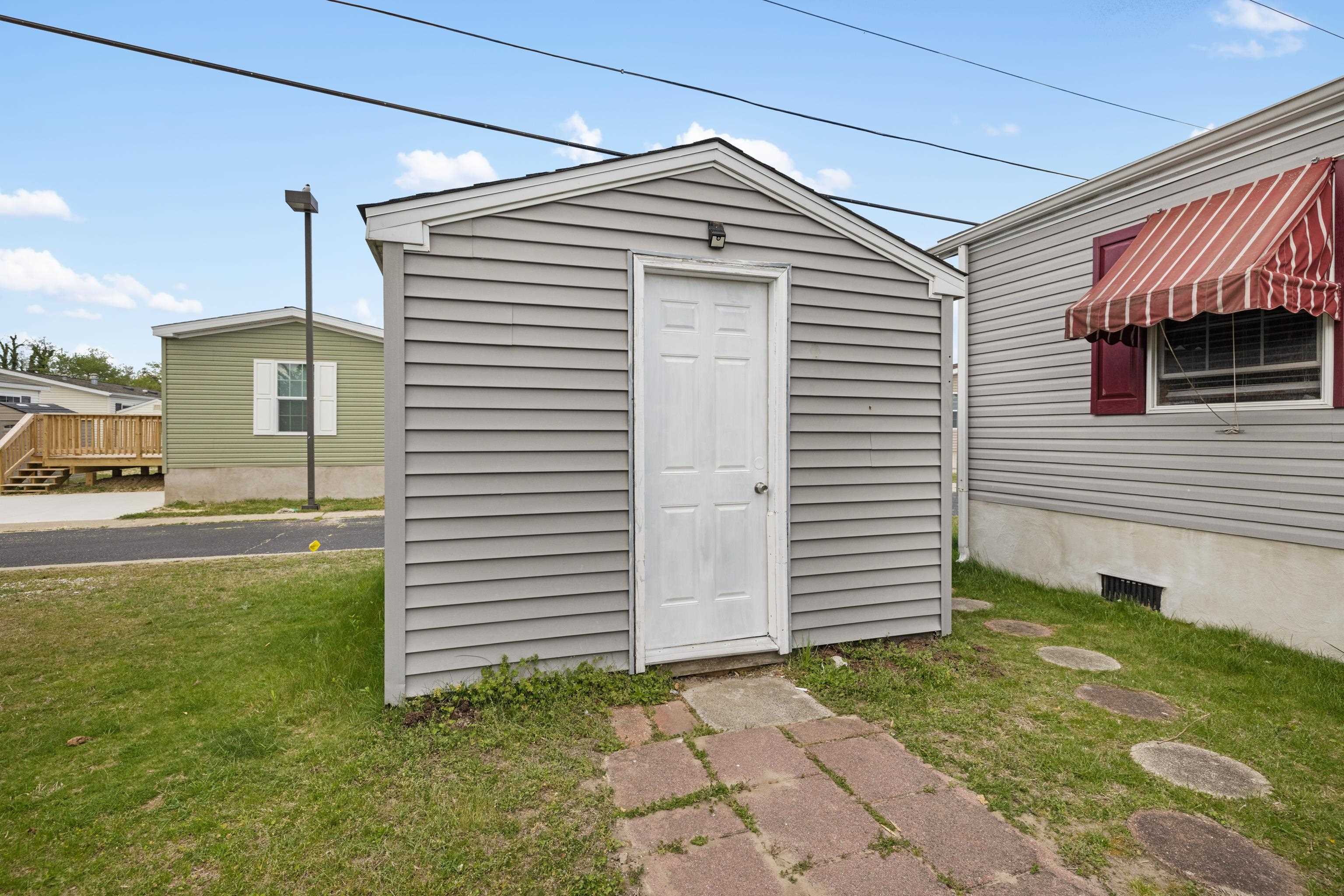 750 Lillypond Drive, Erma, Texas image 24