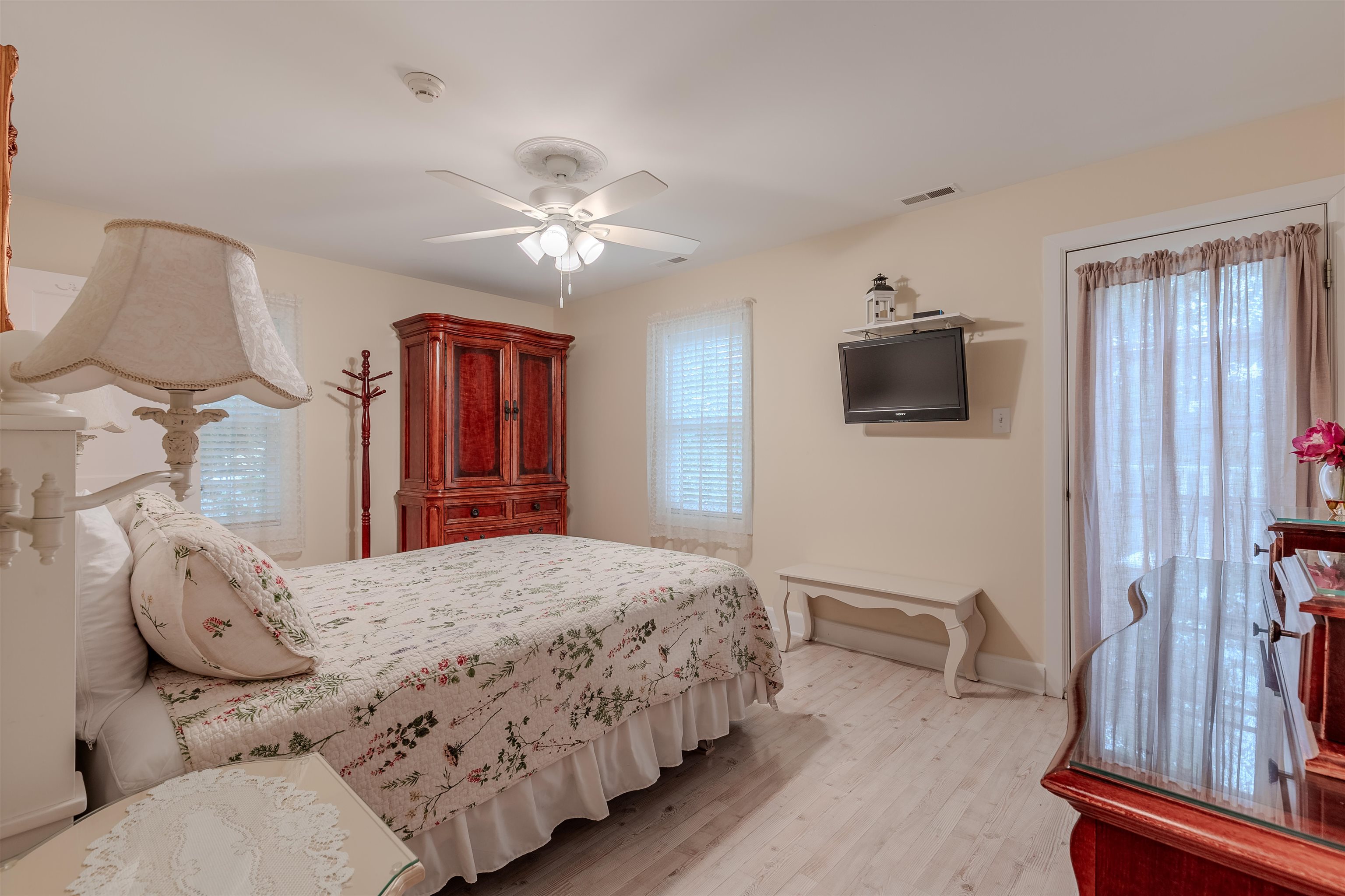 225-227 Windsor Avenue, Cape May, New Jersey image 24