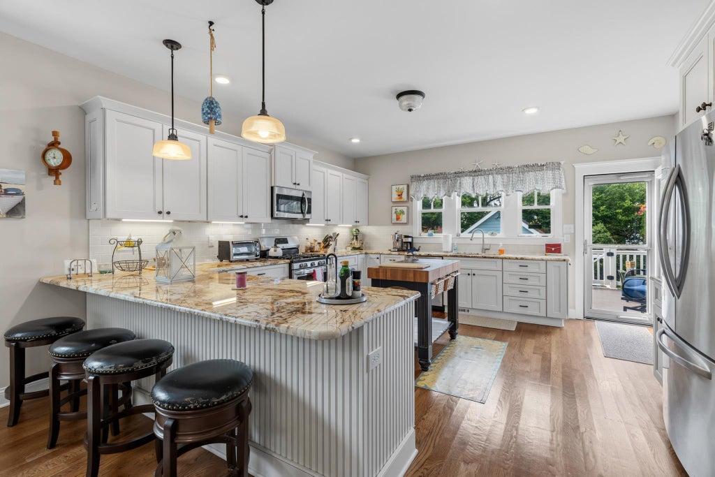 Photo of 140 Leaming Avenue, West Cape May, NJ 08204 (MLS # 262523)