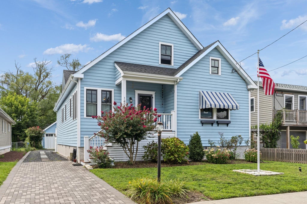 Photo of 140 Leaming Avenue, West Cape May, NJ 08204 (MLS # 262523)