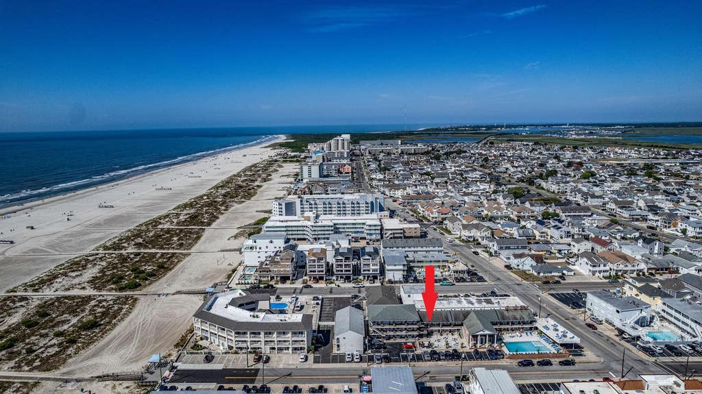 Photo of 402 E St Paul Avenue #101, Wildwood Crest, NJ 08260 (MLS # 262280)