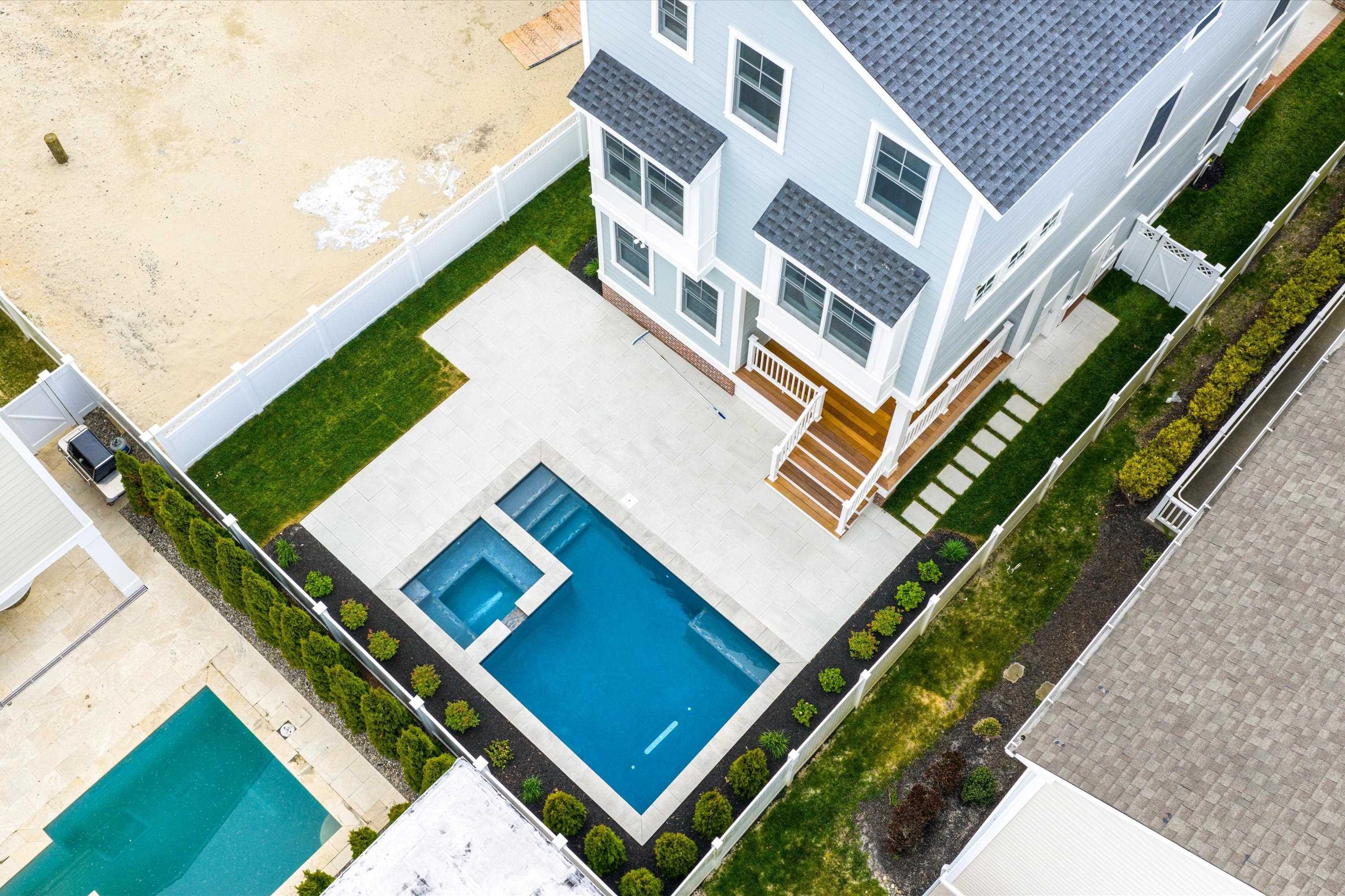 911 Surf Avenue