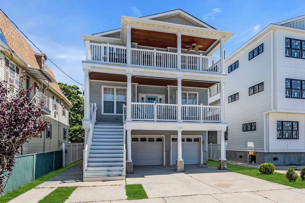 Photo of 151 E Leaming Avenue #200, Wildwood, NJ 08260 (MLS # 252524)