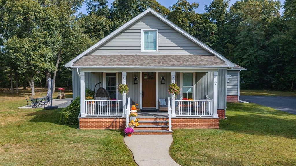 Photo of 7 Homestead Road, Beesleys Point, NJ 08223 (MLS # 262952)