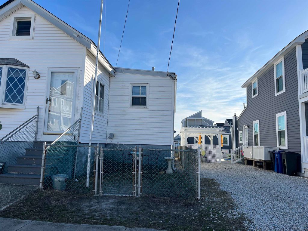 Photo of 226 W 15th Avenue, North Wildwood, NJ 08260 (MLS # 260943)