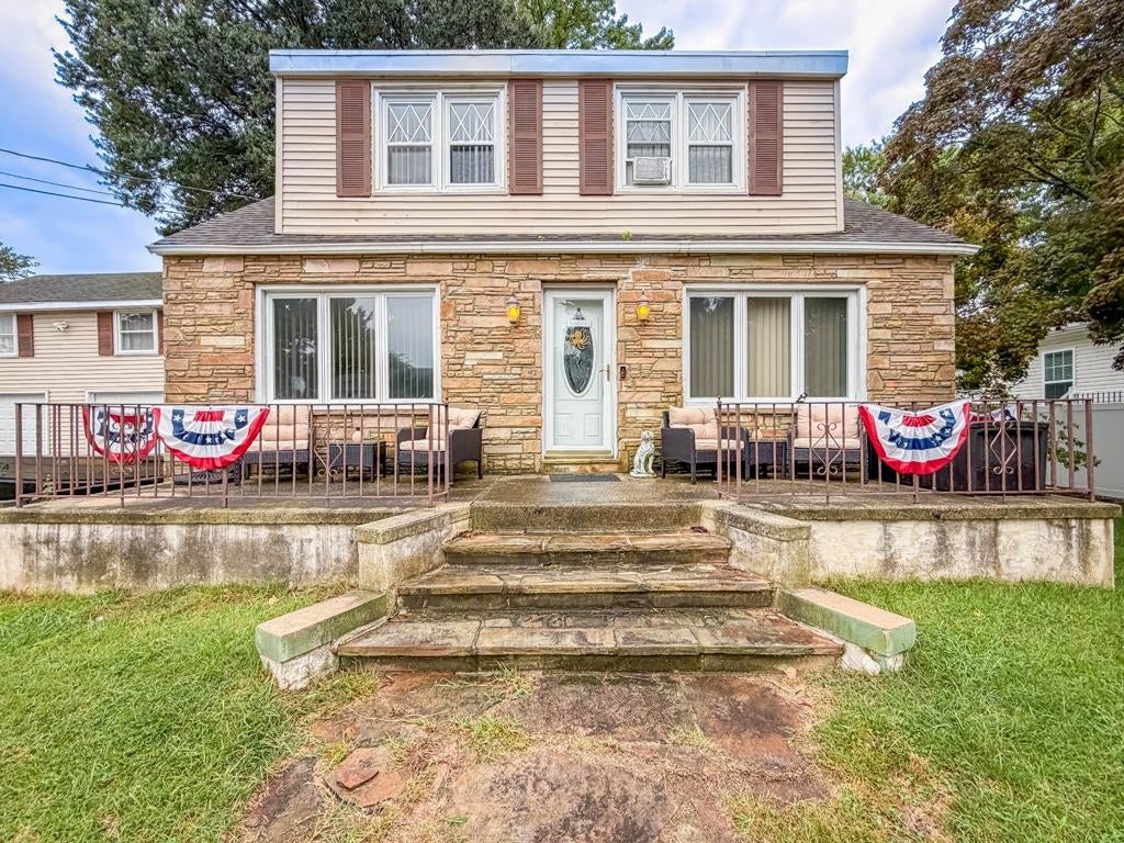 Photo of 14 New Jersey Avenue, Villas, NJ 08251 (MLS # 262704)