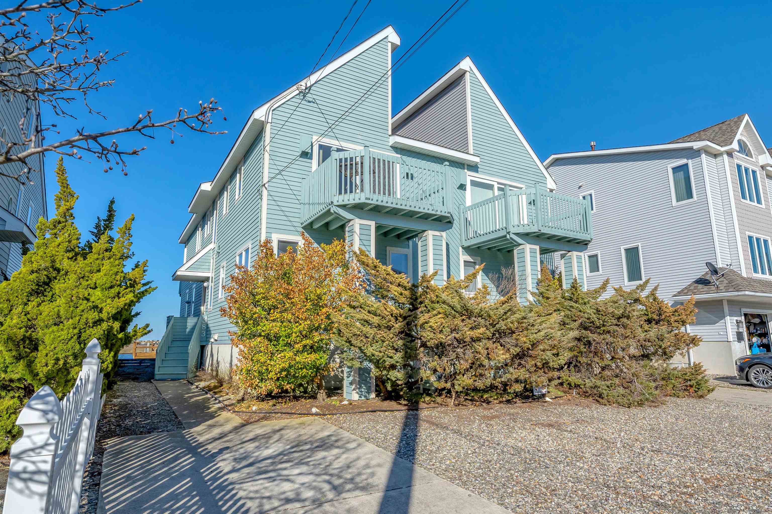 383 39th Street West