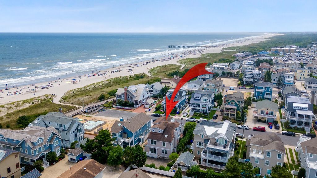 Photo of 53 E 25th Street, Avalon, NJ 08202 (MLS # 252926)