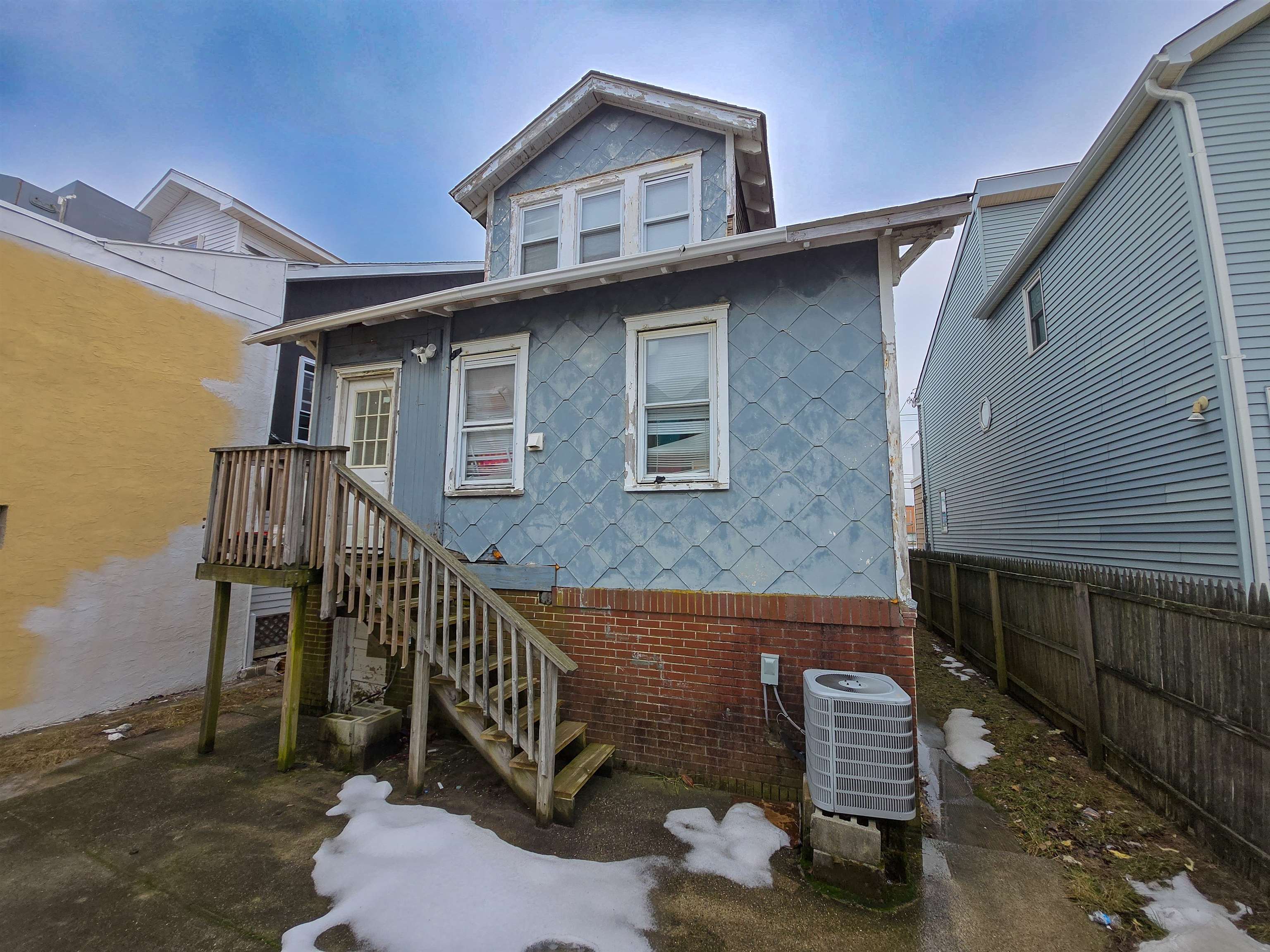 329 E Montgomery Ave, Wildwood, New Jersey image 6