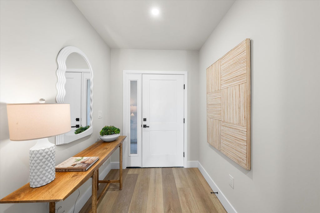 Photo of 323 E Oak Avenue #201, Wildwood, NJ 08260 (MLS # 262467)