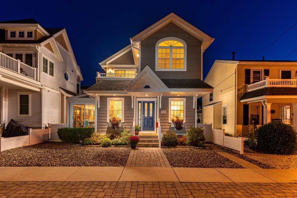 Photo of 225 110th Street, Stone Harbor, NJ 08247 (MLS # 252725)