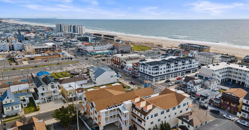 Photo of 4204 Landis Avenue #303, Sea Isle City, NJ 08243 (MLS # 262057)