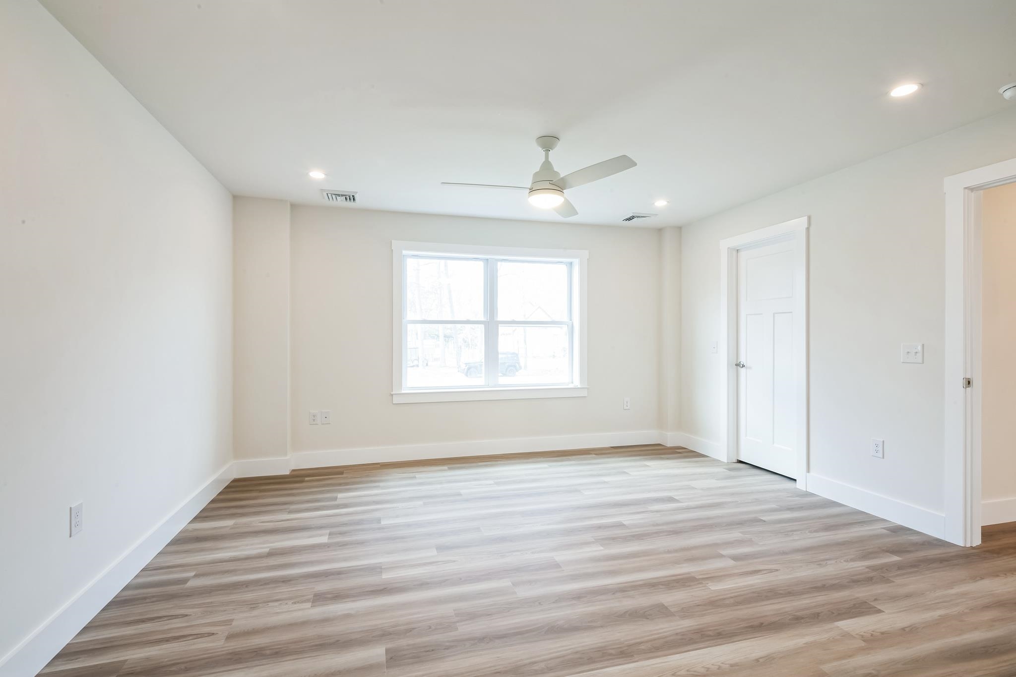 80 W Rising Sun Drive, Ocean View, Massachusetts image 12