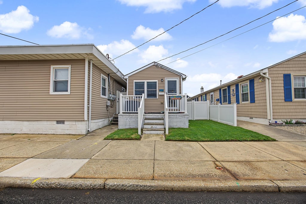 Photo of 3108 Hudson Avenue #D, Wildwood, NJ 08260 (MLS # 262696)