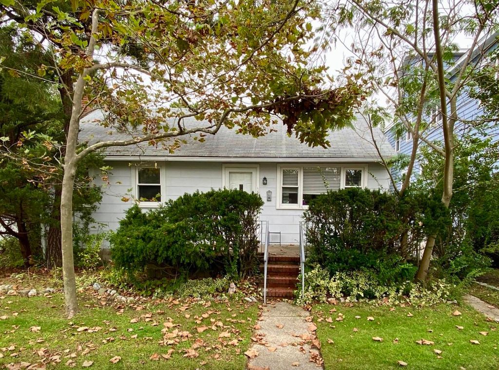 Photo of 161 24th Street, Avalon, NJ 08202 (MLS # 250457)
