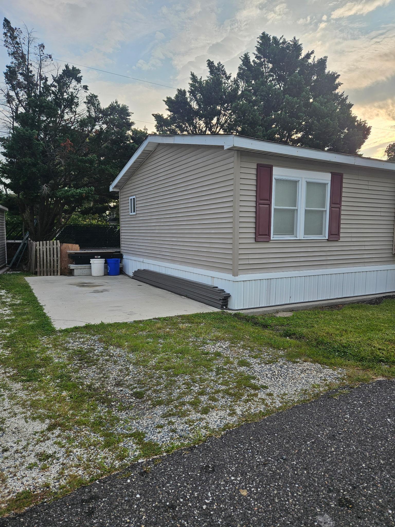 1009 S Route 9