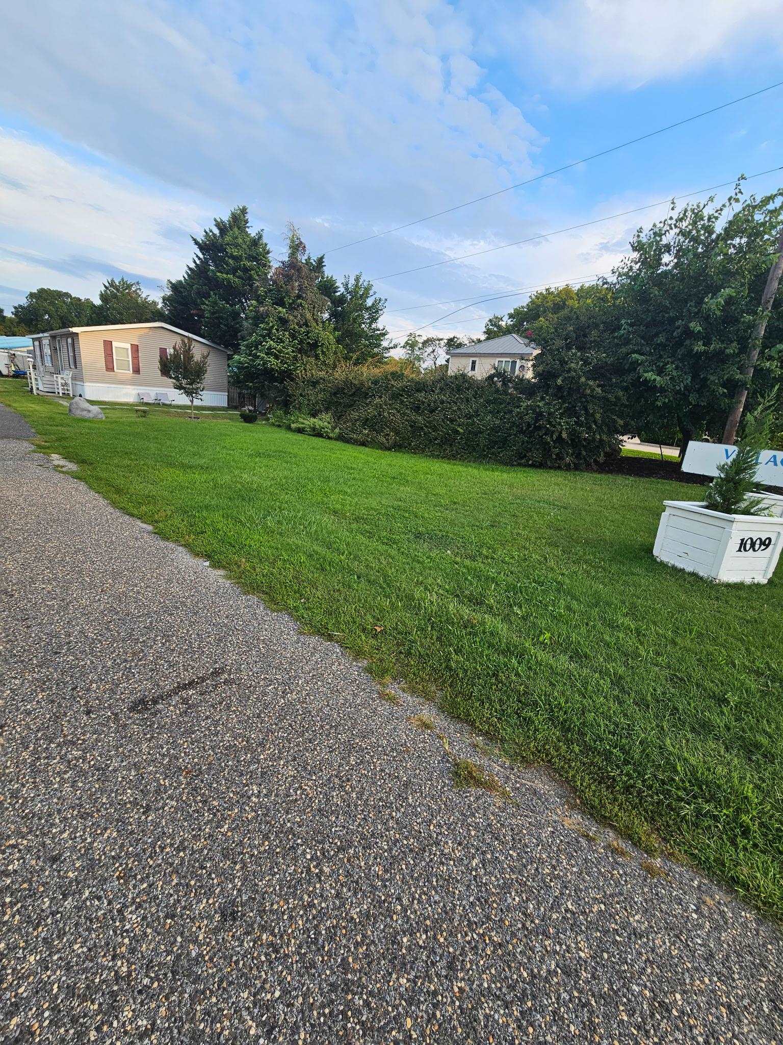 1009 S Route 9