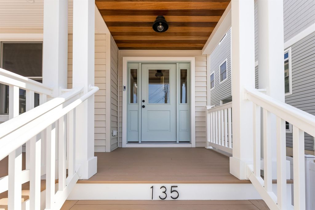 Photo of 135 W Sweetbriar Road, Wildwood Crest, NJ 08260 (MLS # 260102)